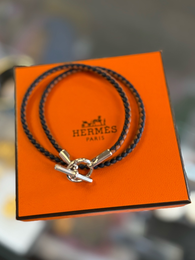 Pre Owned Herms Double Wrap Braided Leather Bracelet In Navy & Brown.